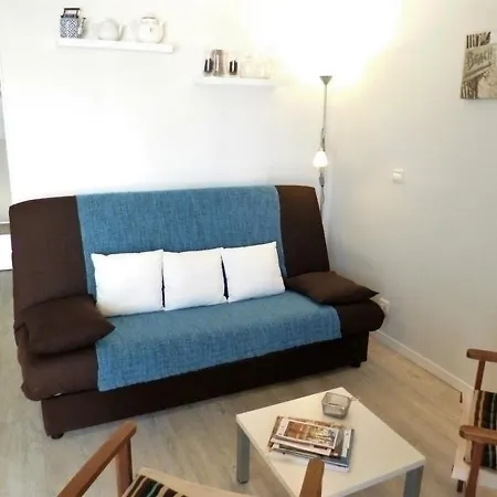 Apartment Centre - Proche Commerces, Plage Et Gare - Joli Studio Cabine Refait A Neuf Avec Parking Individuel Securise Arcachon